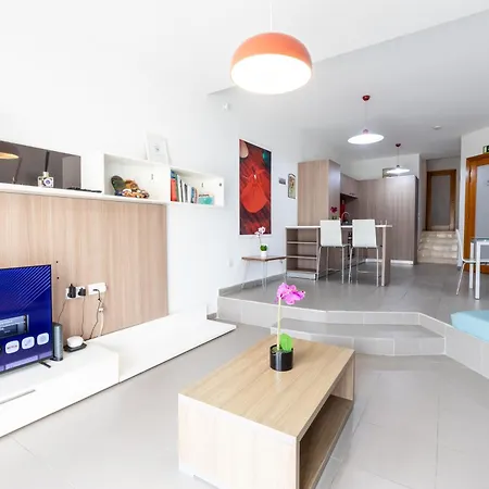 Vista 86 St Julians Urban Retreat *