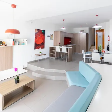 Vista 86 St Julians Urban Retreat דירה *