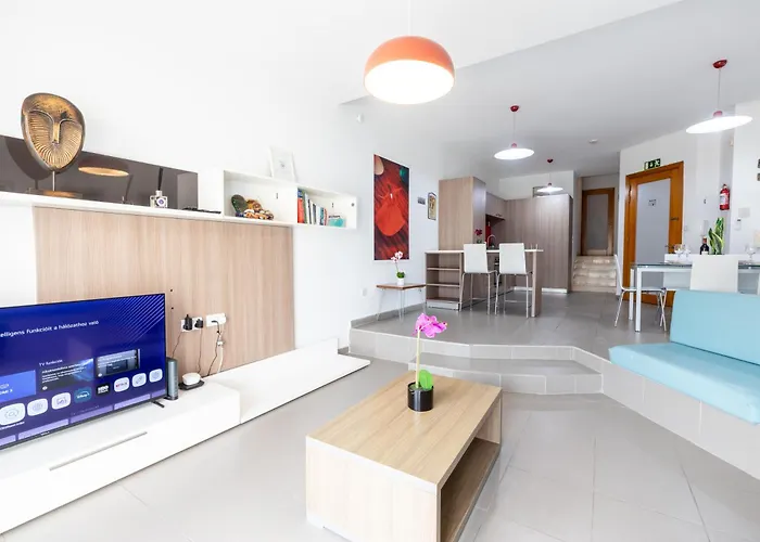 Vista 86 St Julians Urban Retreat *