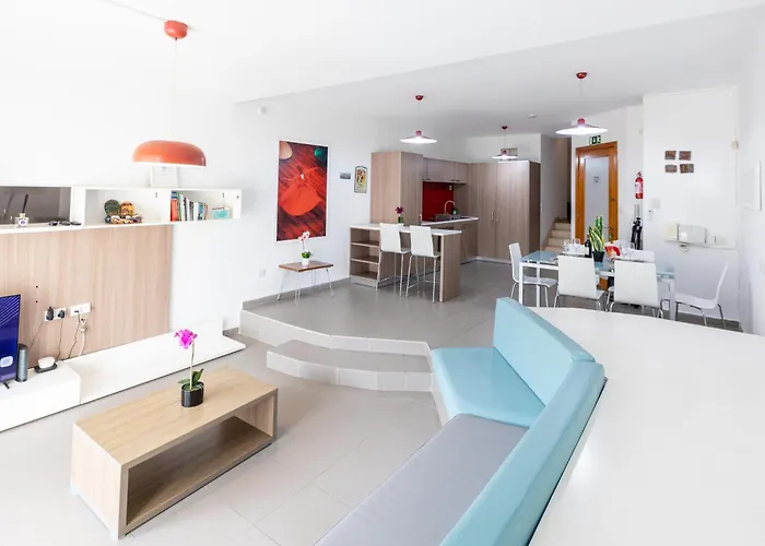 Vista 86 St Julians Urban Retreat דירה *